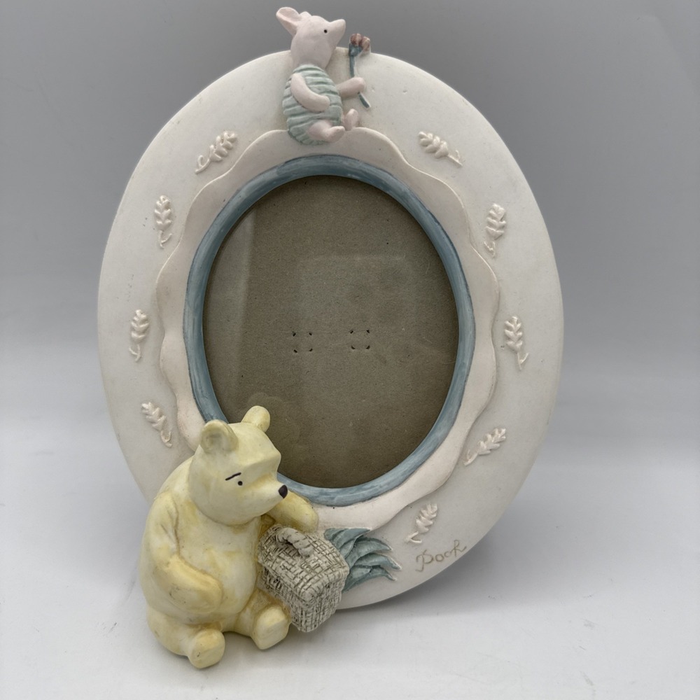 Disney Classic Winnie The Pooh Charpente Oval Picture Frame  Piglet Vintage 3D